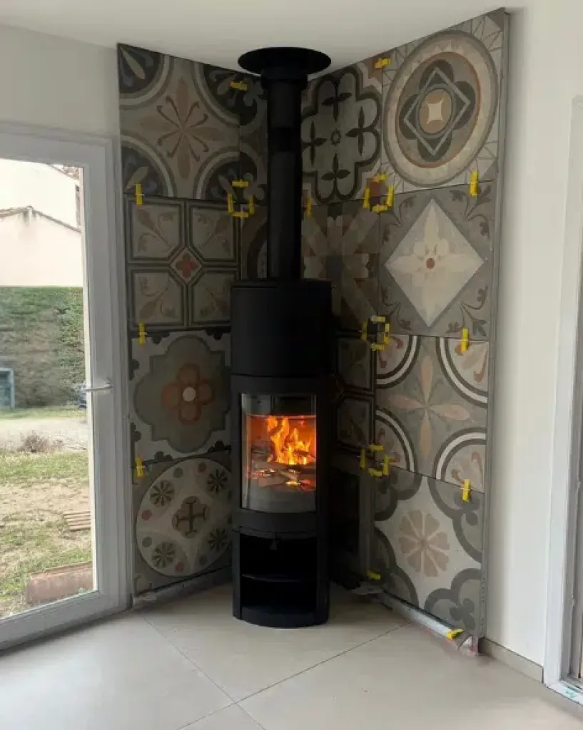 Installation d’un poêle à bois Jotul F 361 High top à Chabeuil (26)