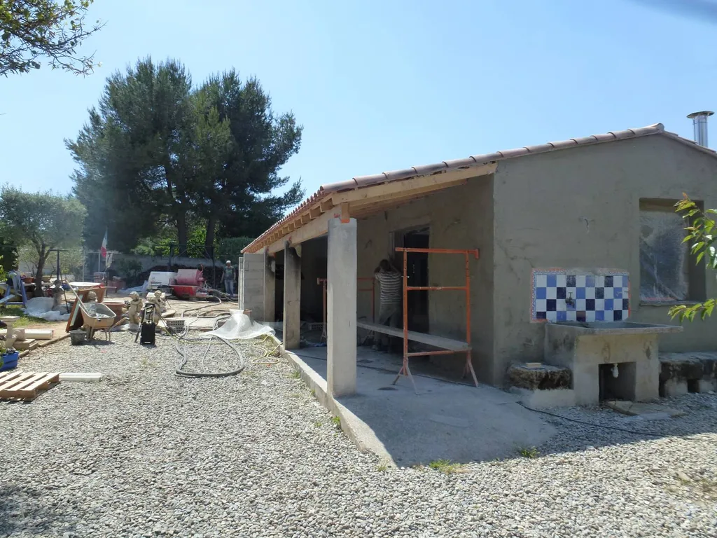 La maison durant les travaux pendant notre présence sur les lieux