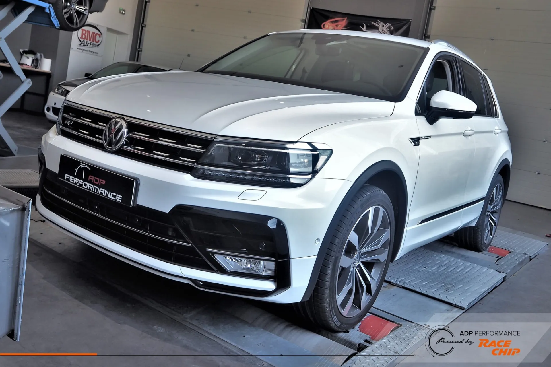 RaceChip Ultimate Salon de Provence - VW Tiguan 2.0 TDI Bi Turbo 240cv - ADP Performance
