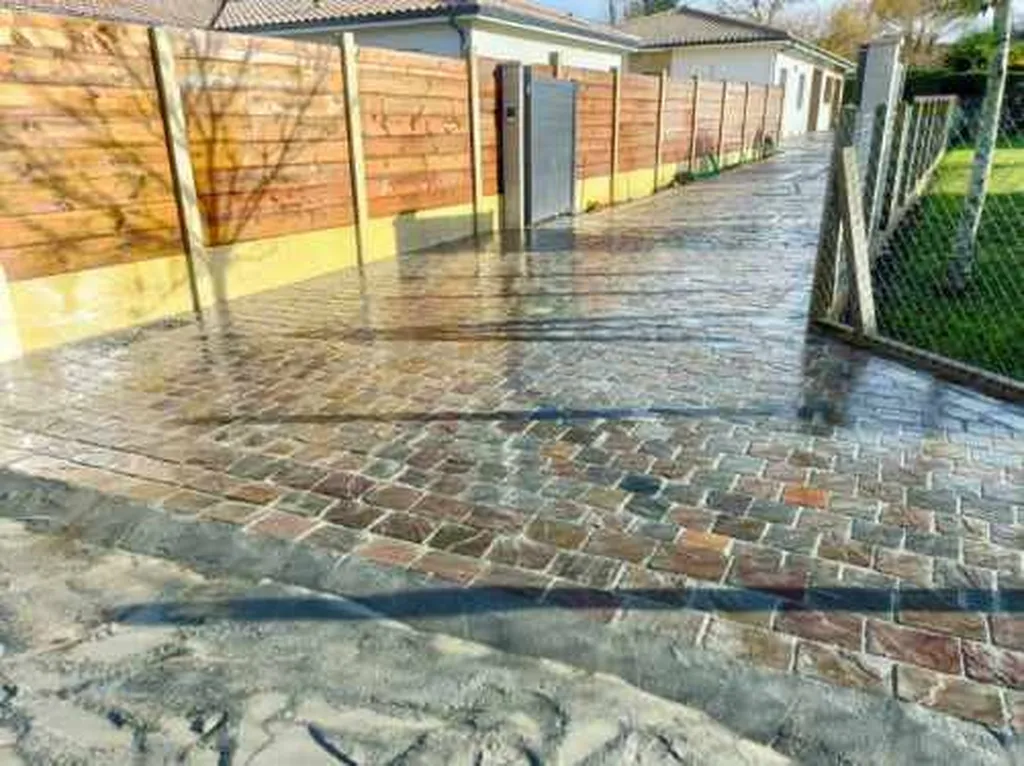 Pose de pavés en grès multicolor sur Ambarès et Lagrave