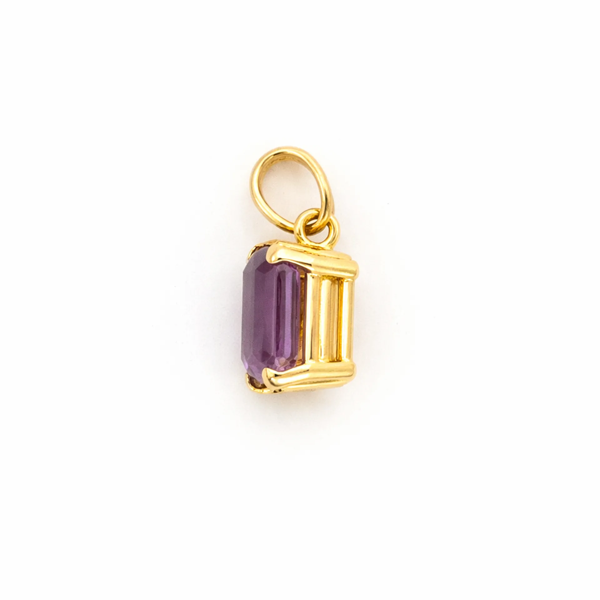 Élégant pendentif en or jaune 18 carats avec améthyste 2,5 carats à découvrir chez Or Ligne La Teste