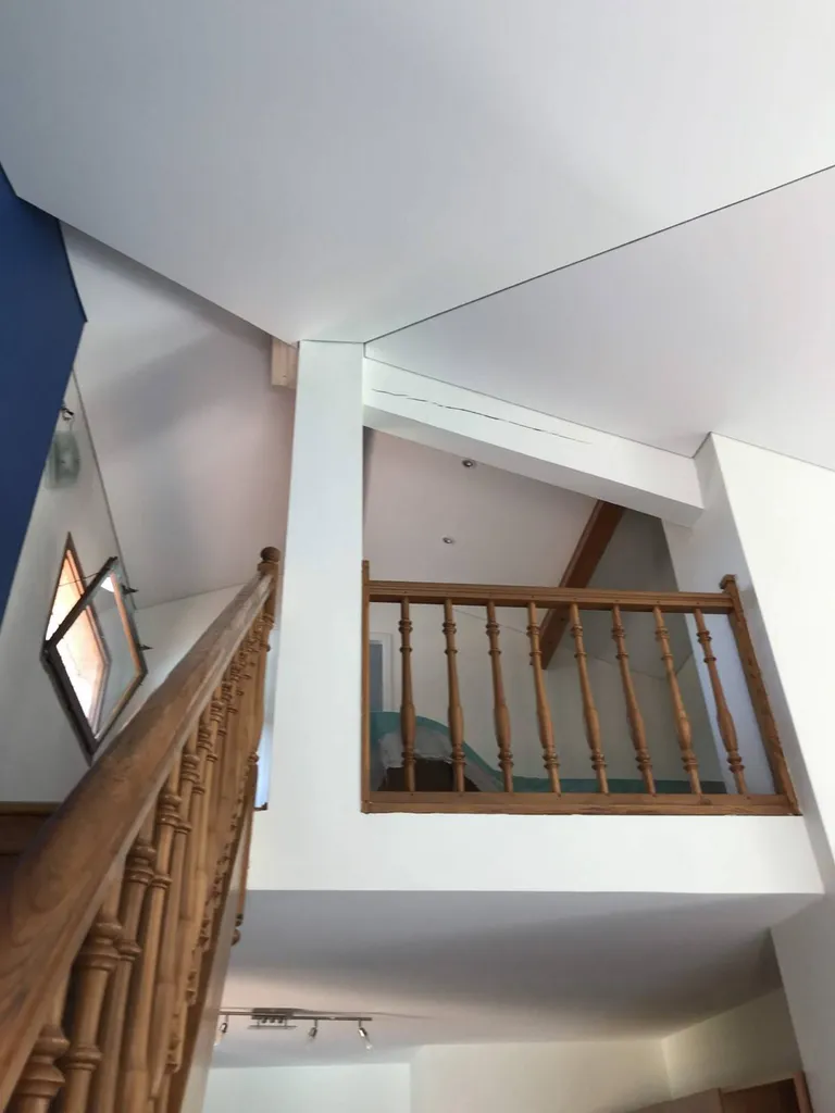Plafond tendus BARRISOL entre poutres ou en rampant - Plafonds Tendus Occitans Pinsaguel