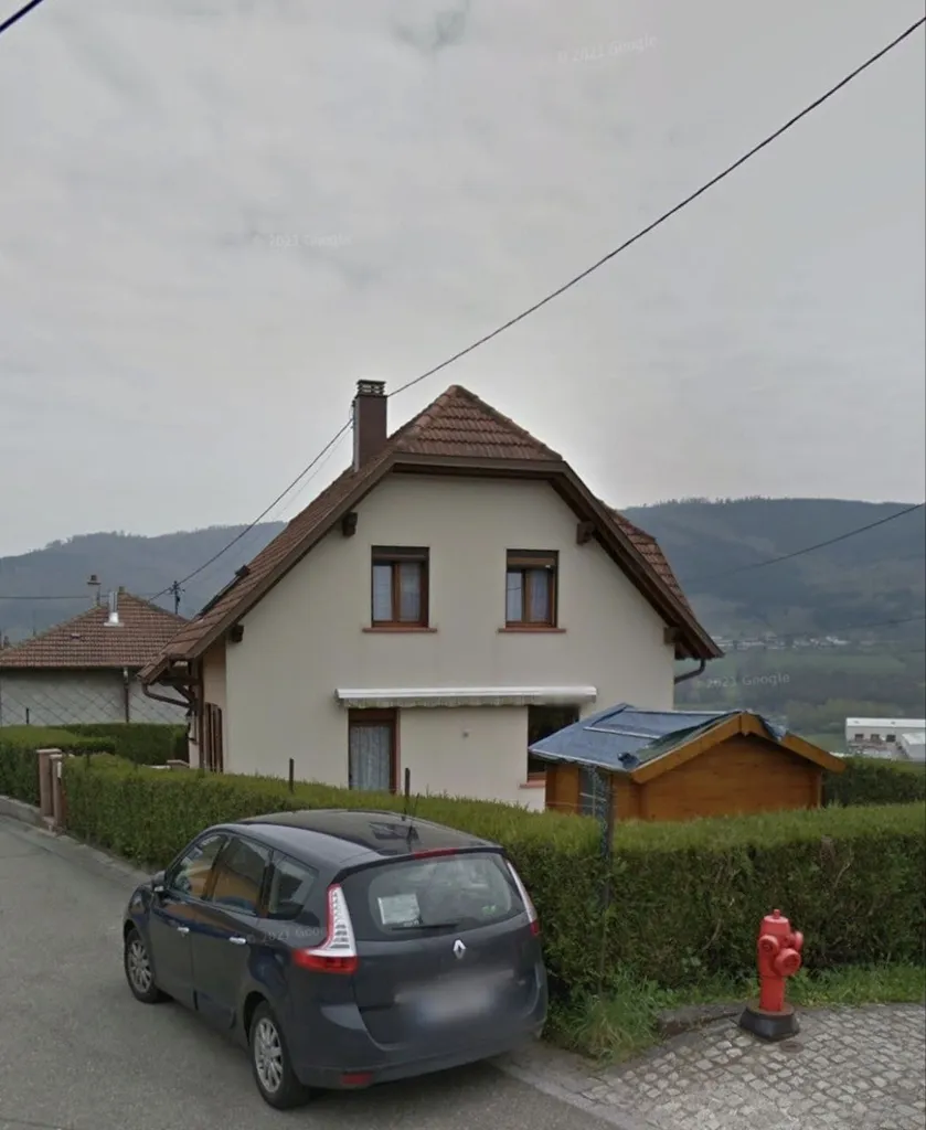 Pose clôture rigide avec occultants et pergola bioclimatique adossée sur-mesure à Wisches