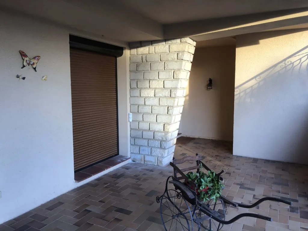 Pose d'une alarme de maison extérieure Six-Fours