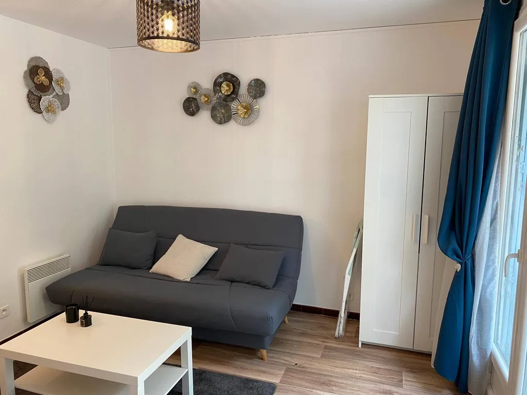 Joli studio meublé de 18m² avec parking à Ramonville  