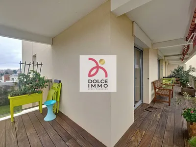 Achat appartement familial Le Bouscat dans résidence calme et sécurisée avec terrasse et garage ou box