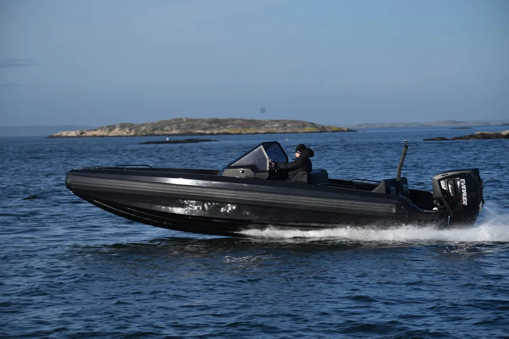 A vendre bateau Iron 767 neuf à Bandol