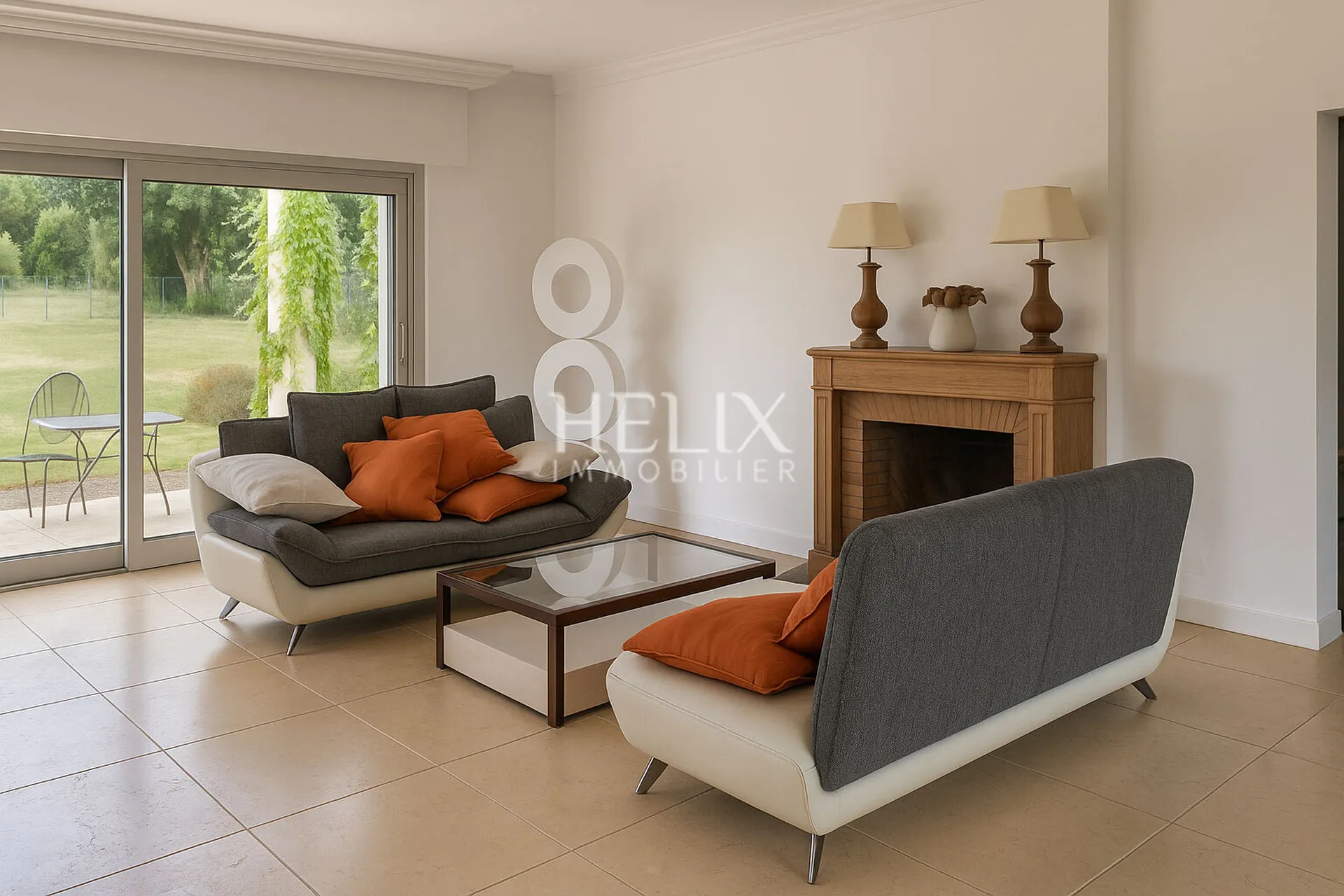 Très belle propriété en parfait état située au village de Villennes sur Seine avec une grande piscine et un jardin de 4300M²