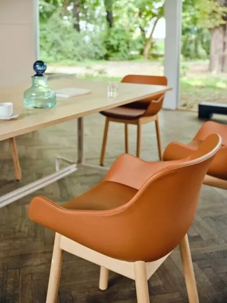 Maltic gamme de chaises & sièges pro en région PACA : confort, modularité, matériaux durables pour vos espaces professionnels.