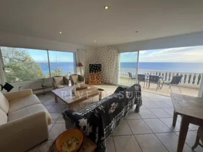 Maison 10 pièce(s) 7 chambre(s) 320 m² Les Issambres (83380)