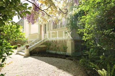 Magnifique maison Napoléon III 7 pièces de 214 M² à Le Vésinet Centre