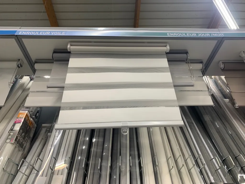 Enrouleurs voiles et jour/nuit