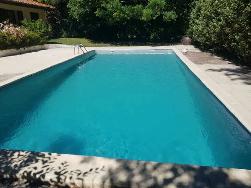 construire une piscine sur-mesure avec un artisan spécialisé à Libourne (Gironde)