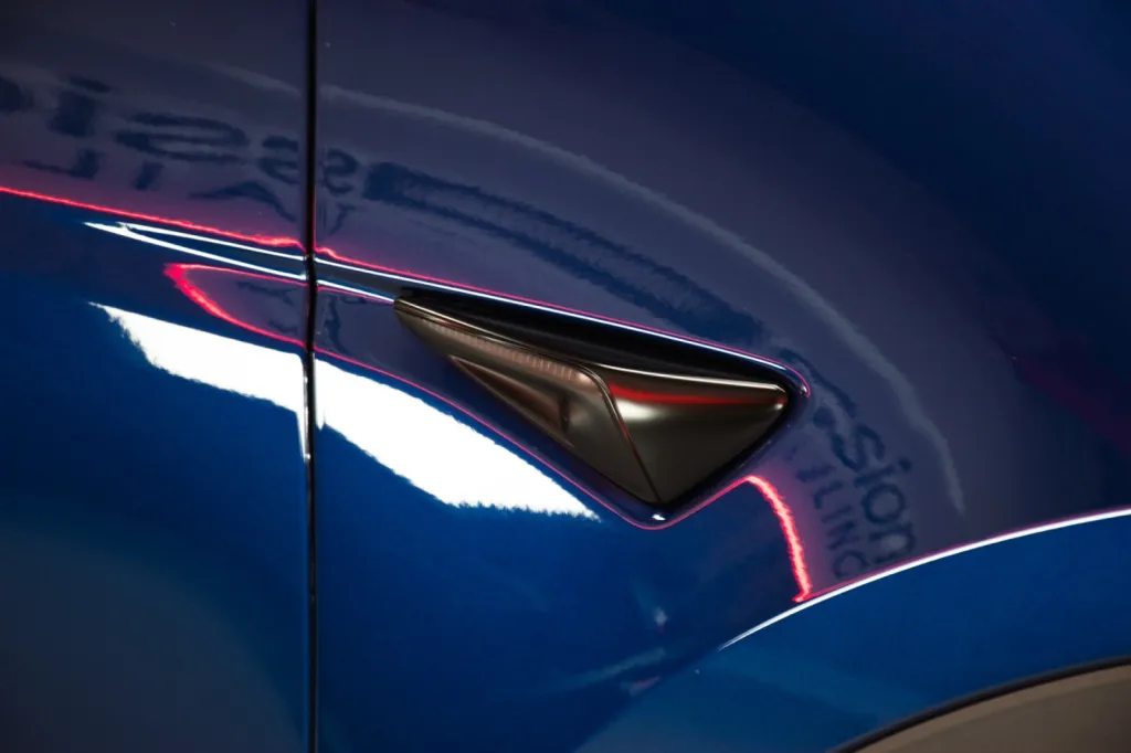 Film de protection carrosserie PPF intégral sur Tesla Model Y à Senlis