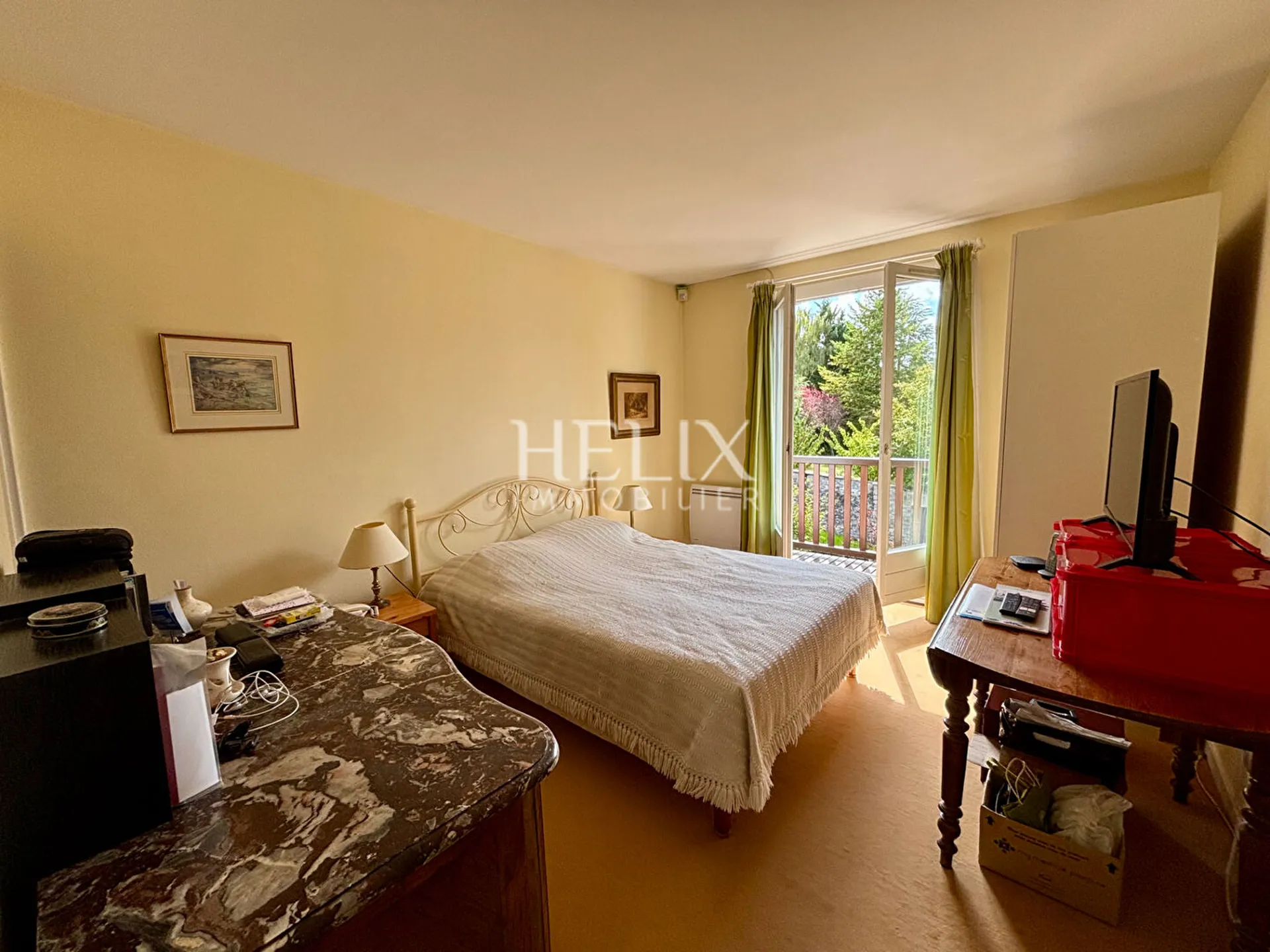 A vendre une jolie maison proche du lycée International, Saint Germain En Laye 7 pièce(s) 130 m2.