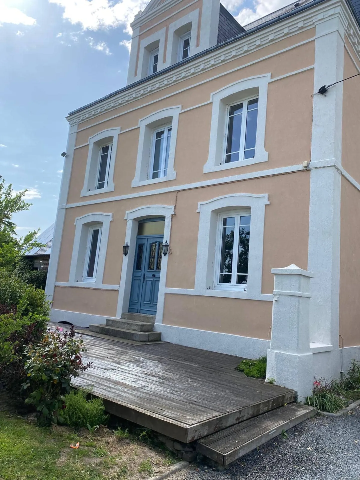 Ravalement de façade maison à Goderville EM BATIMENT