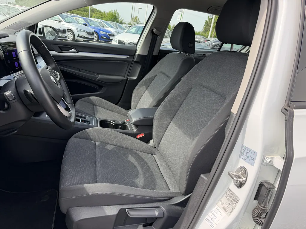 Achat voiture occasion proche Le Havre : découvrez notre Volkswagen Golf d’occasion récente et garantie à La Frénaye