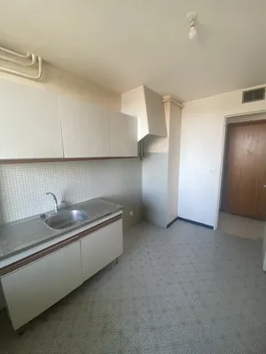 Location T1 34 M2 13013 Marseille vue mer