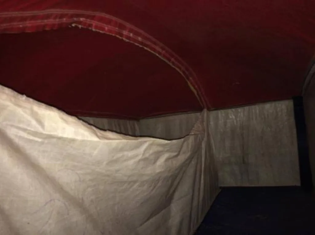 Réparation de vos structures gonflables dans nos ateliers en Périgord et en Rhône-Alpes.