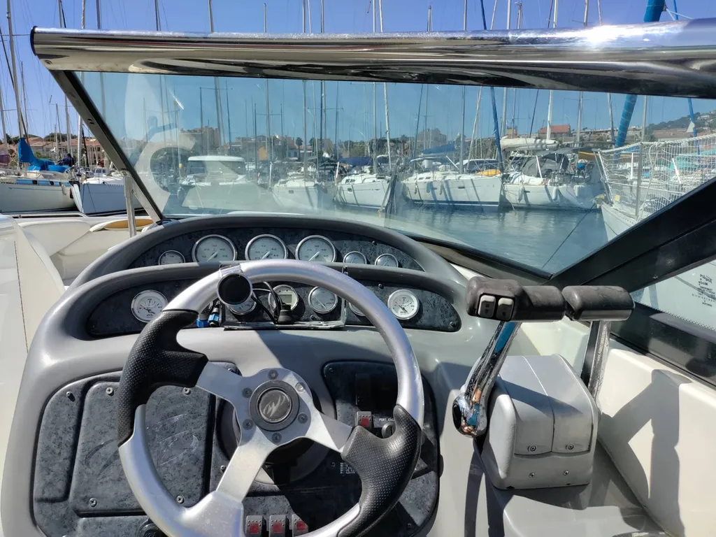 Acheter une vedette habitable dans le Var