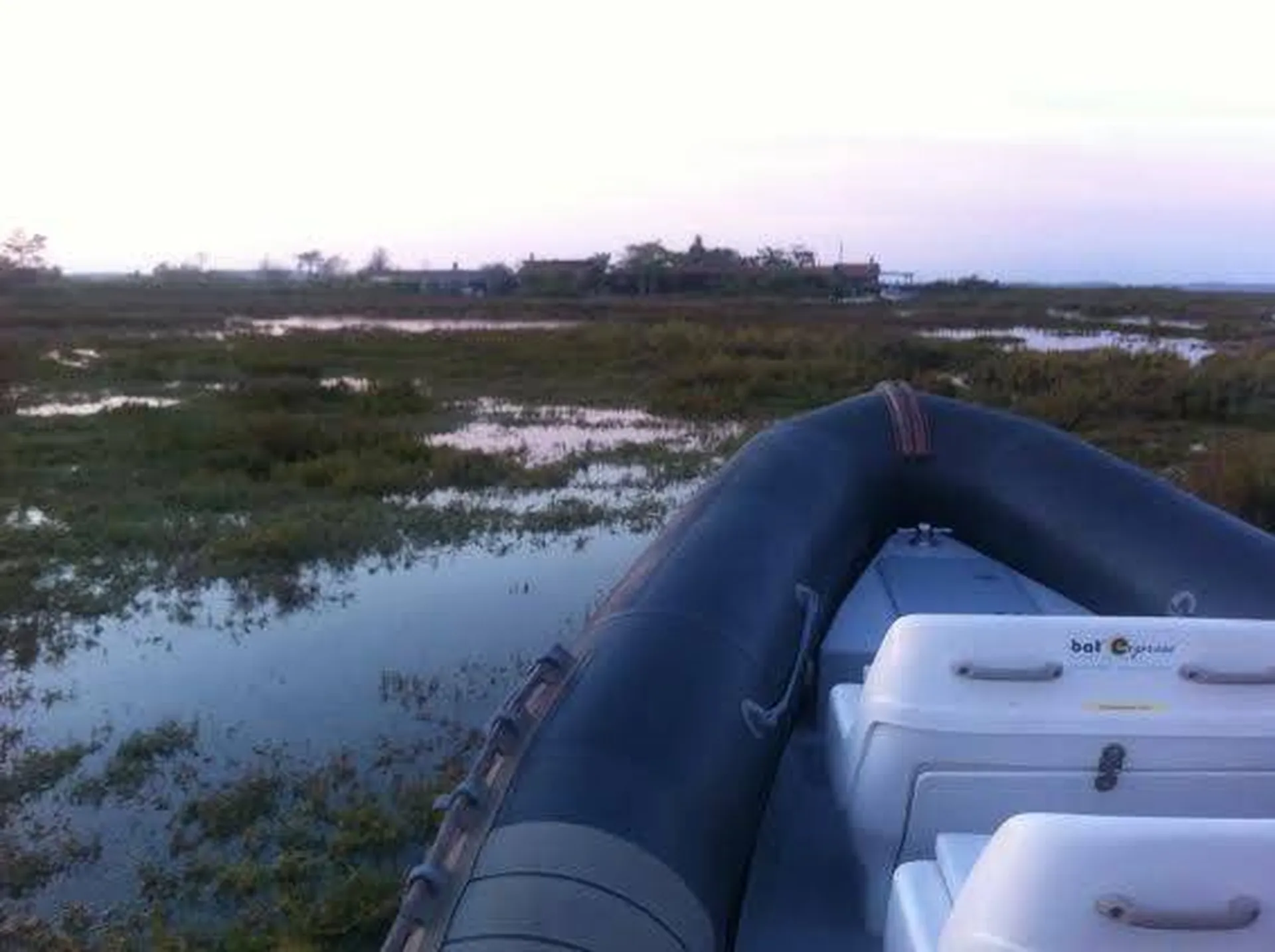 Destination la Presqu'île du Bonheur : le Cap-Ferret et les cabanes tchanquées - Bateau type semi-rigides