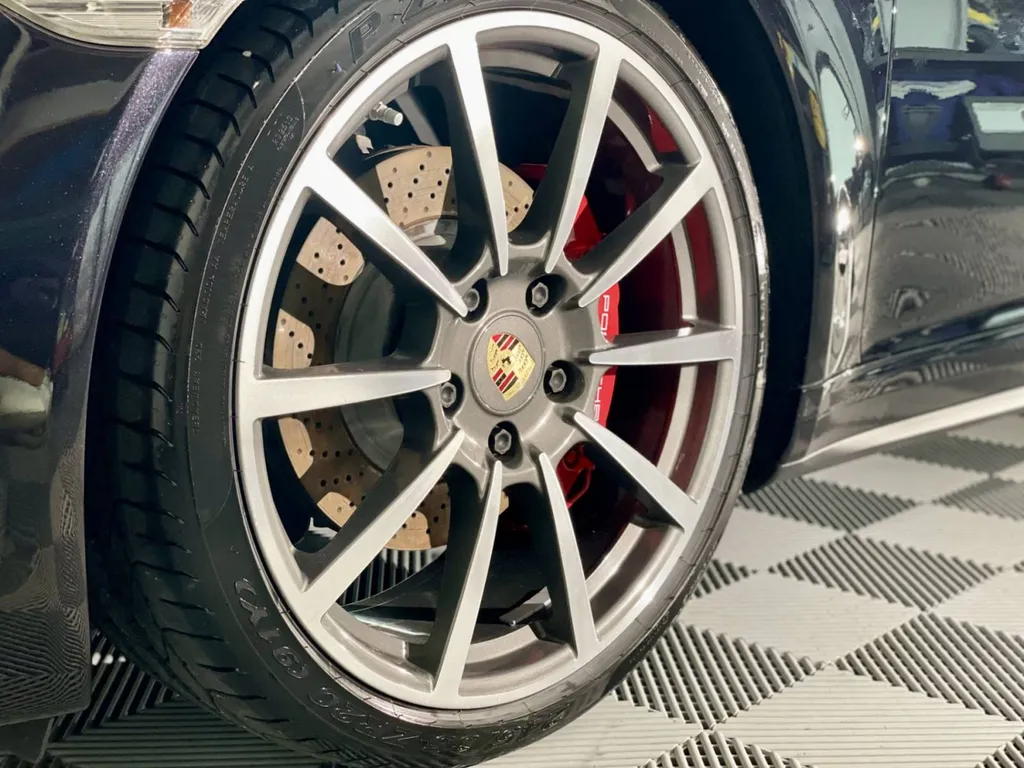 Polissage de carrosserie et traitement céramique proche de Saint Genis Laval