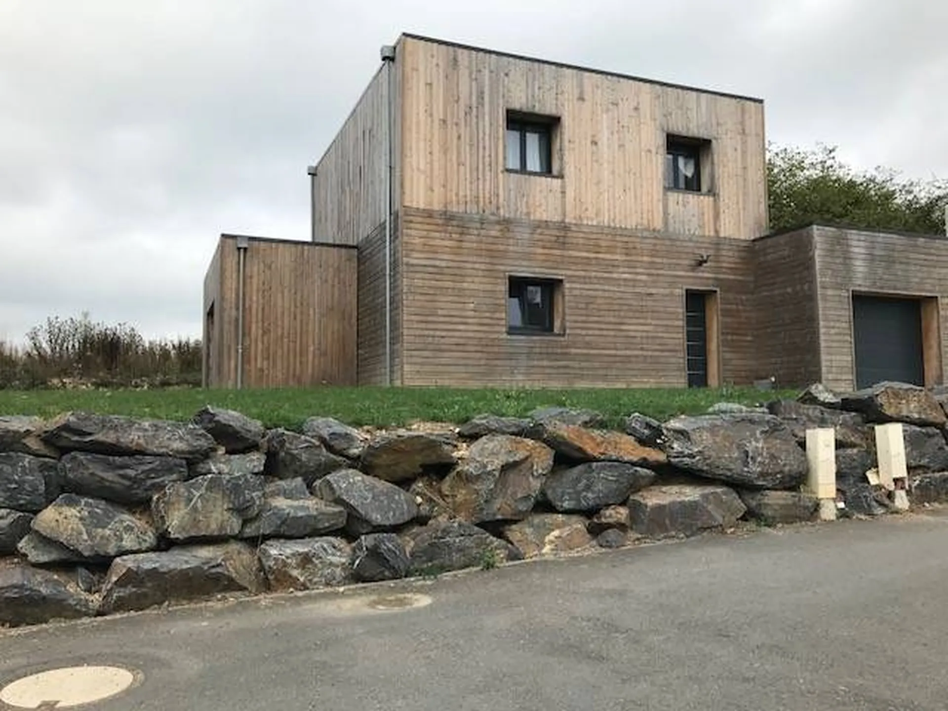 A vendre maison récente dotée d’un garage région Lisieux 14100