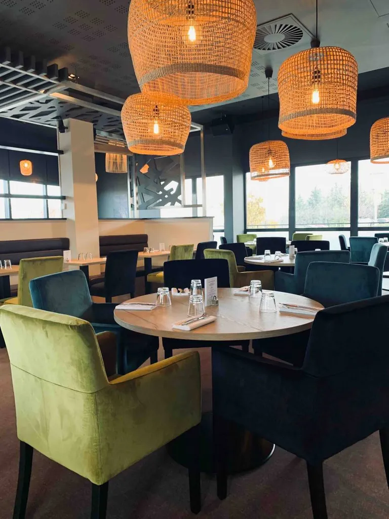 Privatisation restaurant pour déjeuner d'affaires à Saint-Priest