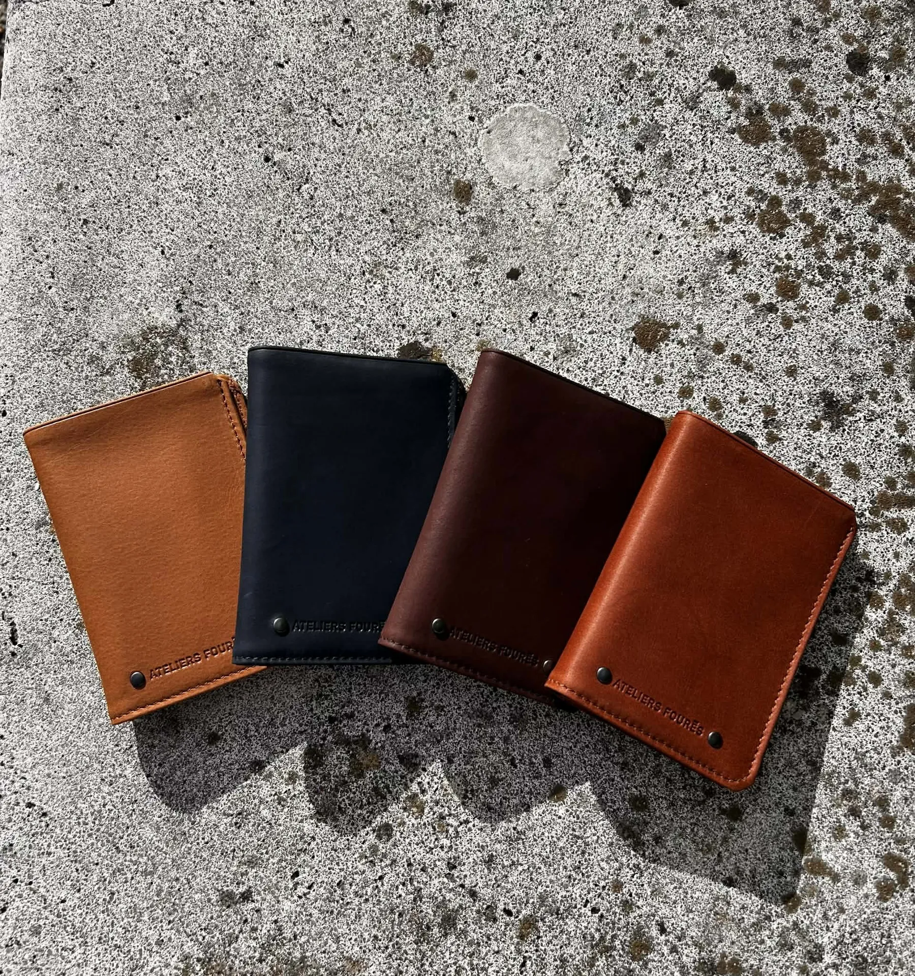 Portefeuille en cuir Ateliers Fourès chez Evasion à Eu