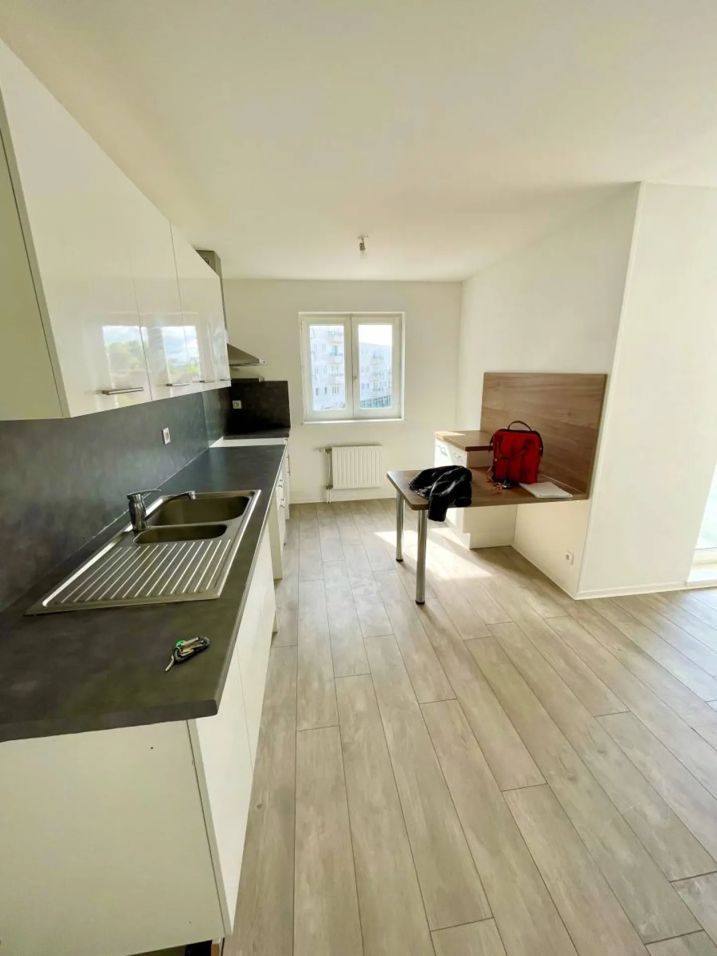 Charmant appartement T4 de 98 m2 - L'Europa