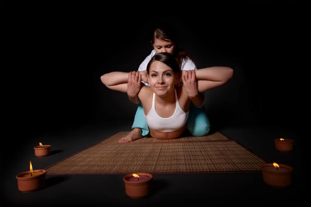Massage traditionnel thailandais Sadhana manosque
