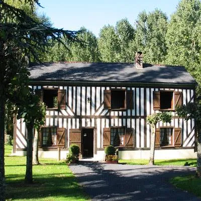 à vendre ensemble de gîte et maisons à colombages en Normandie 14