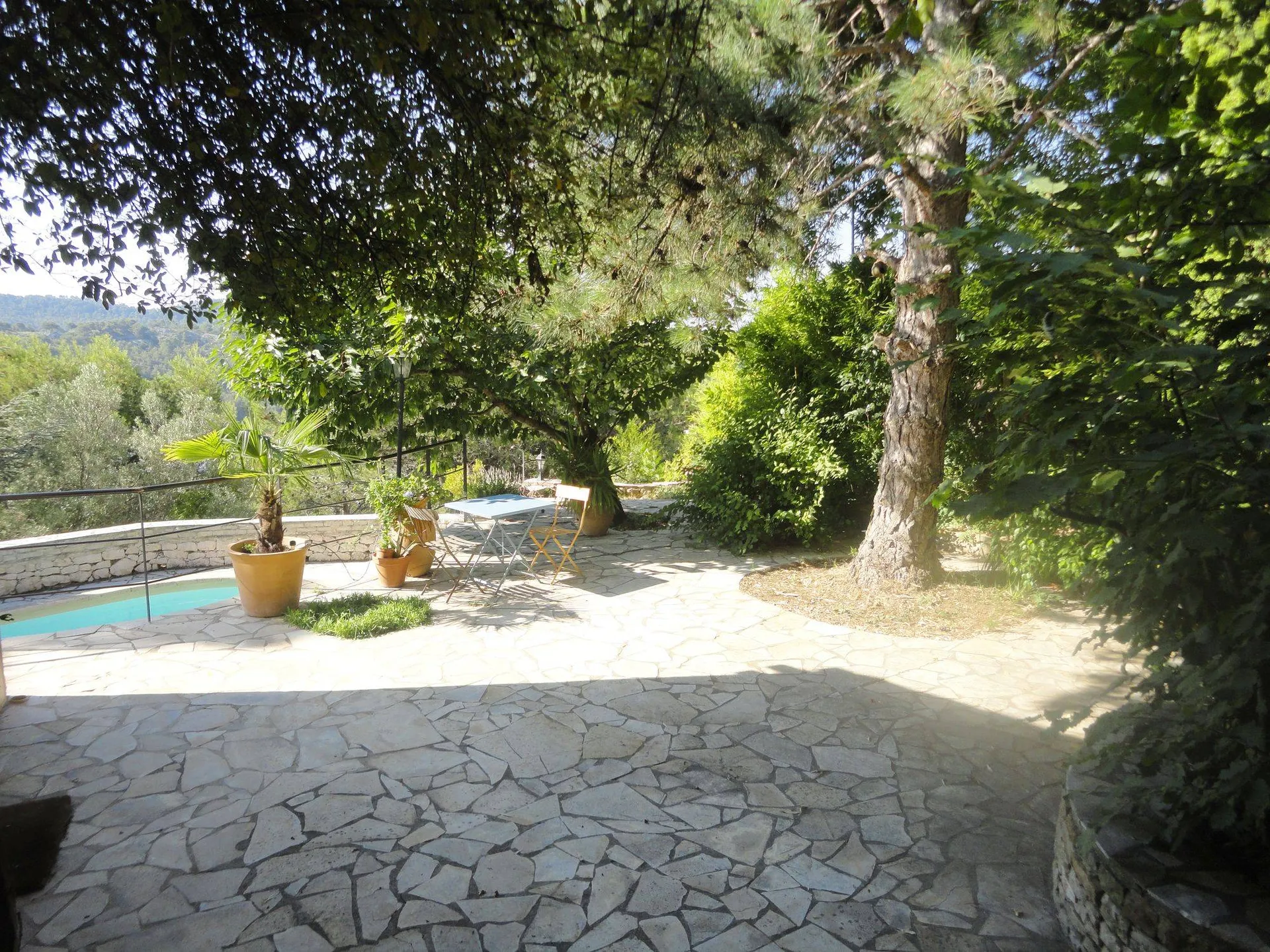 Vente carnoux maison avec piscine