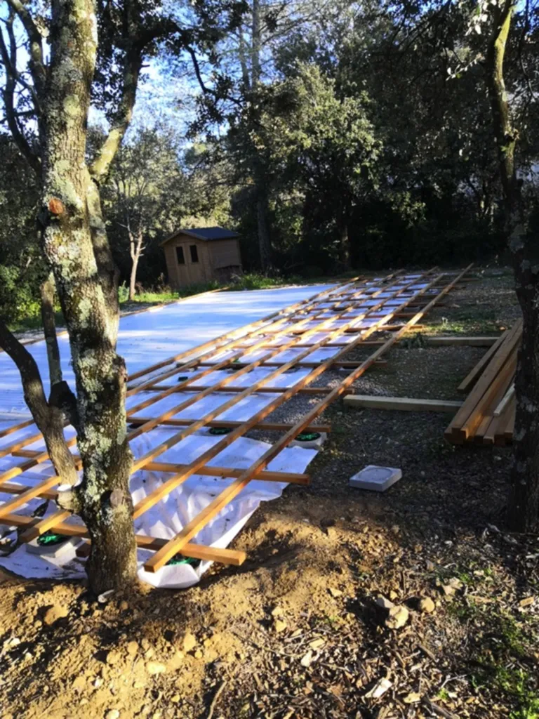 Terrasse en bois exotique Ipé de 77 m²  un aménagement haut de gamme, durable et sans entretien à Montferrier-sur-Lez Proche de Montpellier