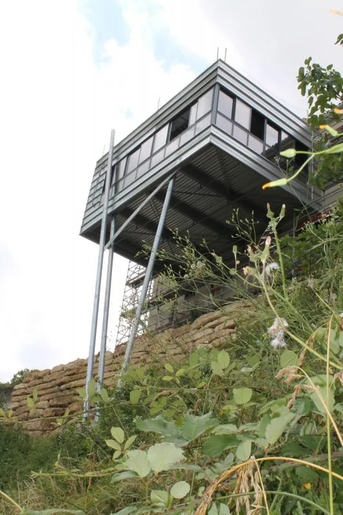 structure acier en porte-à-faux Bordeaux