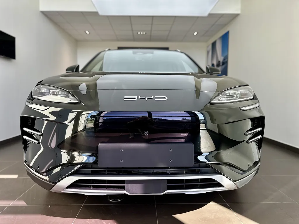 Partenariat BYD – Traitement céramique et detailing haut de gamme à Lyon proche Ecully 