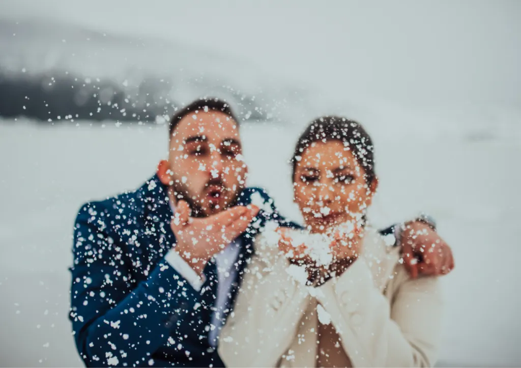 Un mariage sous la neige à la montagne géré par votre wedding planer