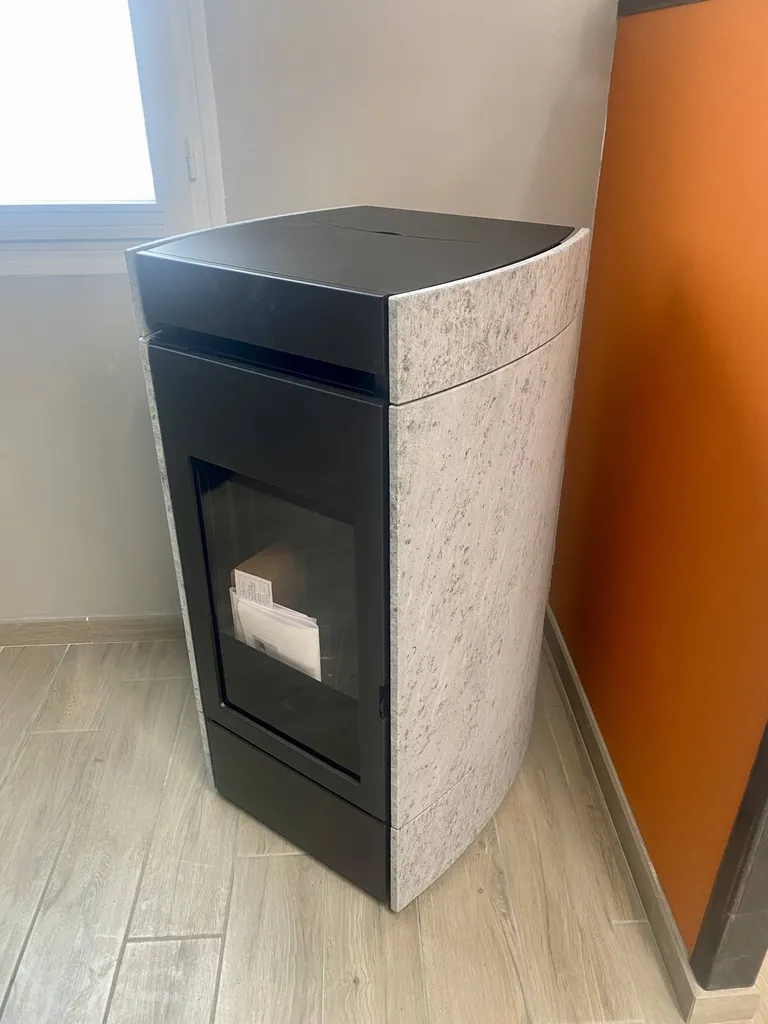 JCBS Lena Pierre olaire show room