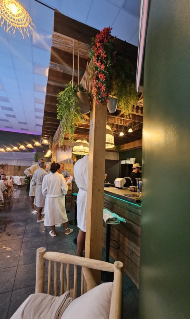 Lieu insolite pour sortir entre ami(e)s près de Bordeaux - O'FEELING à Eysines (Gironde)