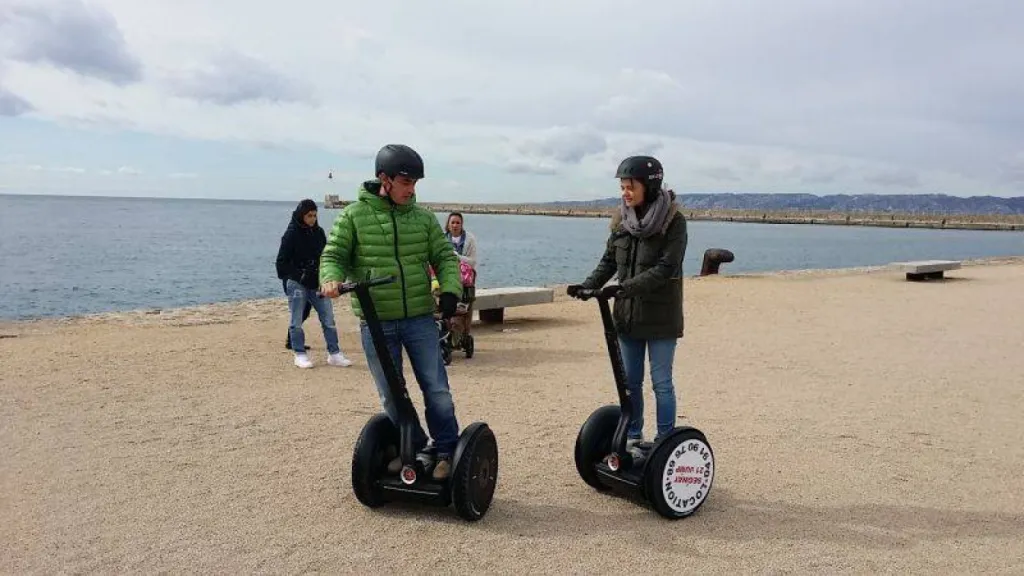 Visiter Marseille de manière originale avec 21 JUMP
