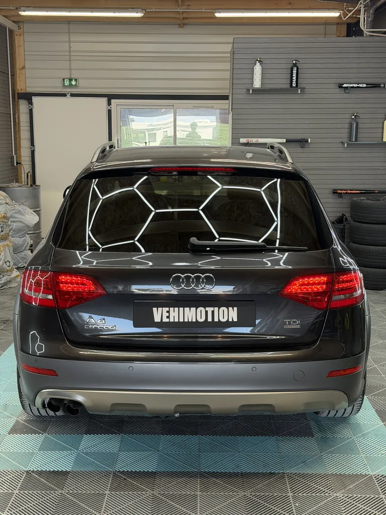AUDI A4 ALLROAD / 2L TDI 143 CHV / CARPLAY / AMBIANCE LUXE
