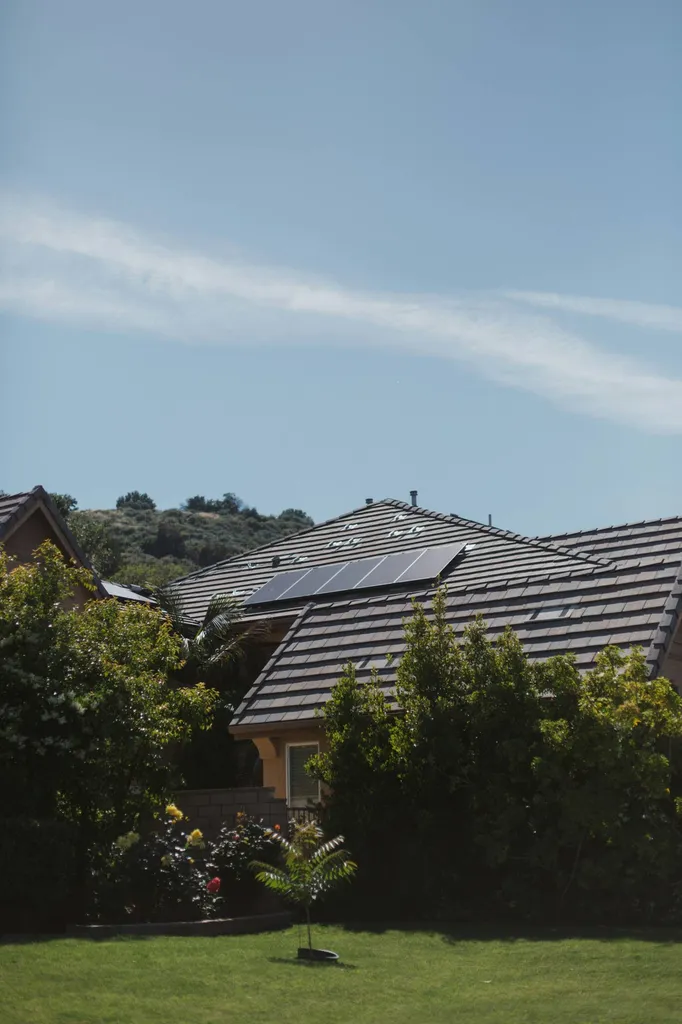 Pose de panneaux solaires RGE à Grenoble