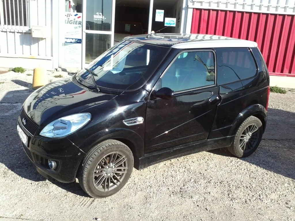 VOITURE SANS PERMIS OCCASION LIGIER X TOO RS OPTIMUM ANNEE 2009