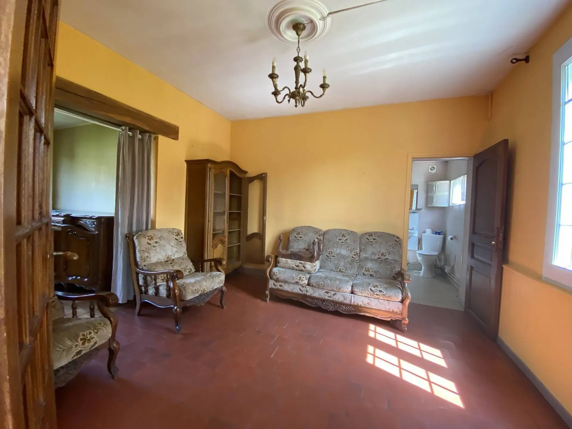 Maison de caractère de 83 m² à rénover proche commerces, Dieppe