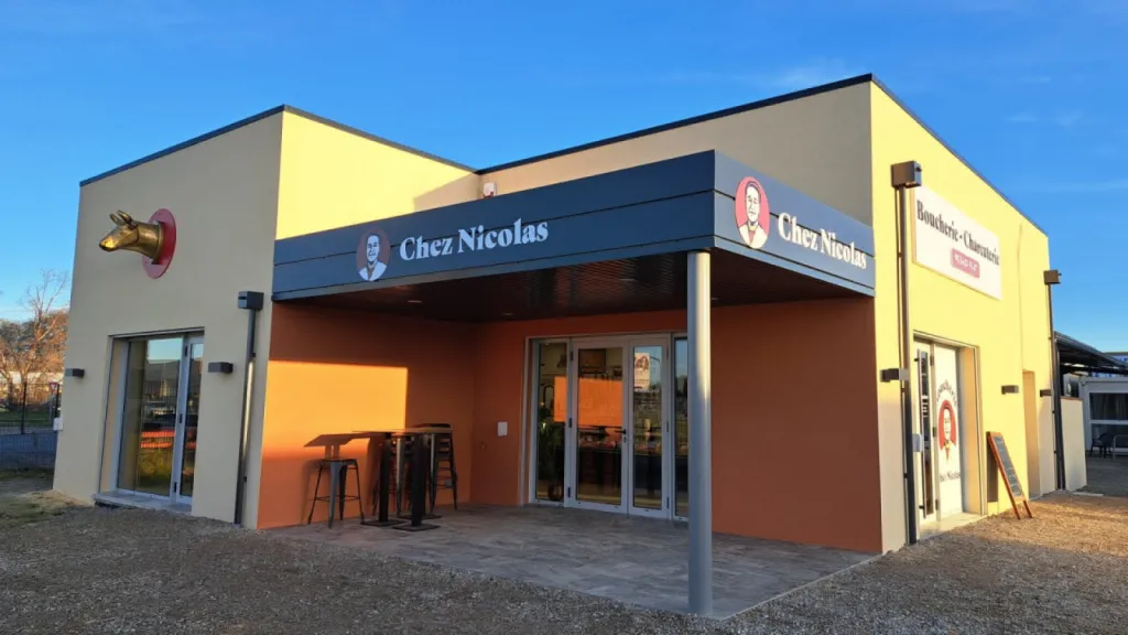 Décoration extérieure pour commerce de bouche à Auterive