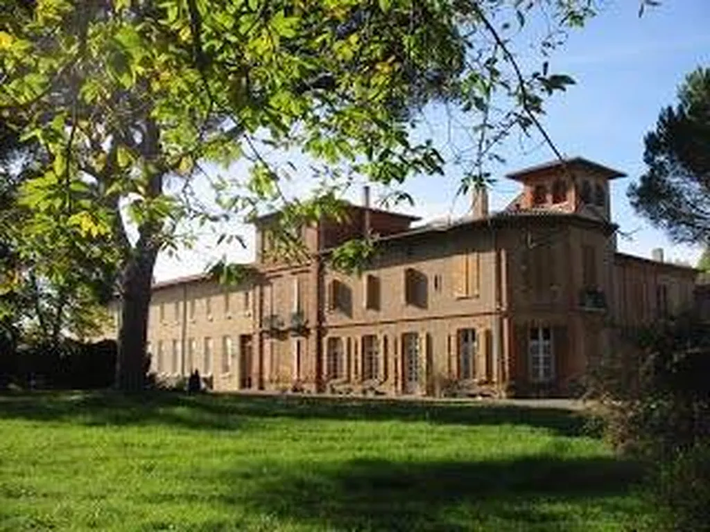 RESTAURATION DE L ABBAYE ST PIERRE EN BADIGEON DE CHAUX TERRE DU MONDE