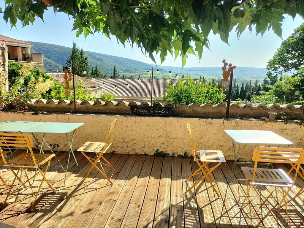 Chambre d'hotes , gites de france l'arbre du voyageur à saint jean de Fos 