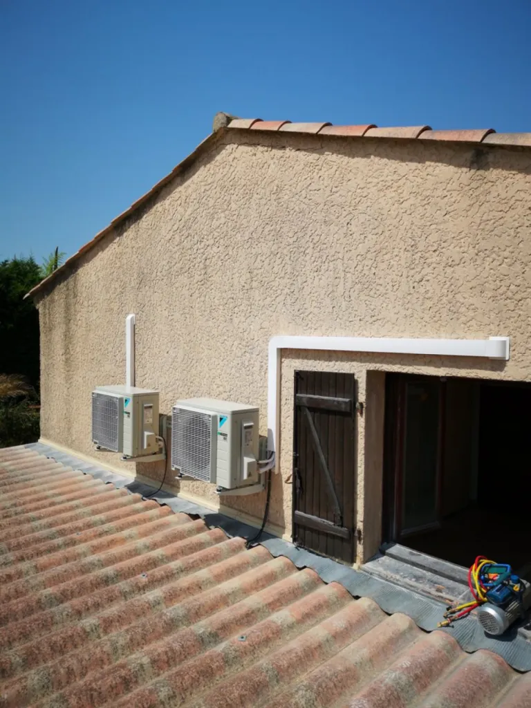 installation deux groupe exterieur daikin draguignan