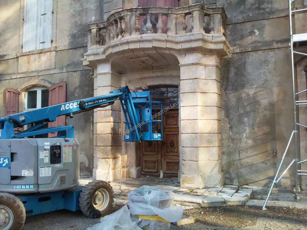 Conception, fabrication, pose par nos soins d'encadrements