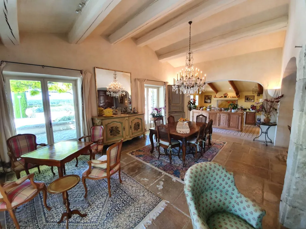 maison avec vue panoramique sur les hauteurs de Pernes-Les-Fontaines   